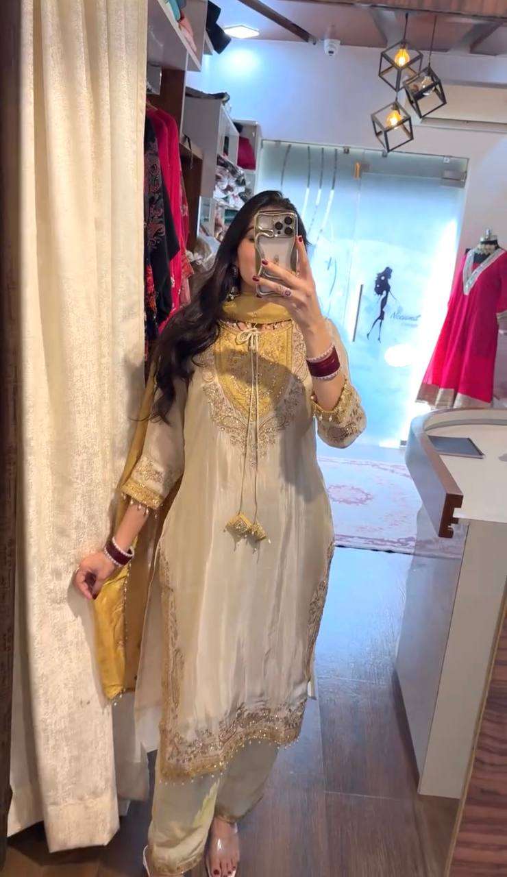 SRK 5371 SILK SEQUENCE EMBROIDERY DESIGNER WORK ETHNIC WEAR LADIES SUIT