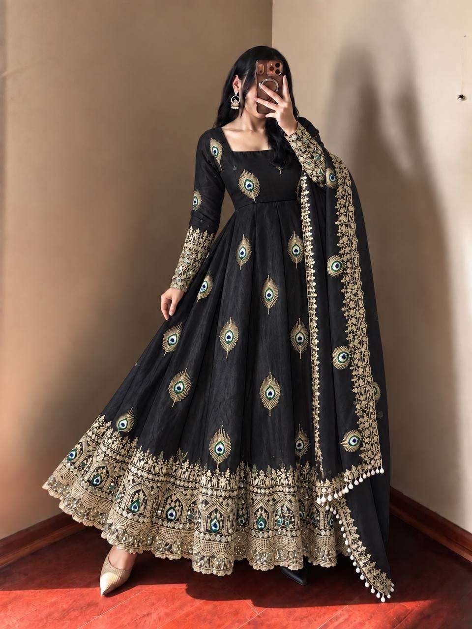 SRK 5372 SILK BEAUTIFUL DESIGNER LOOK ANARKALI GOWN PANT WITH DUPATTA SET 