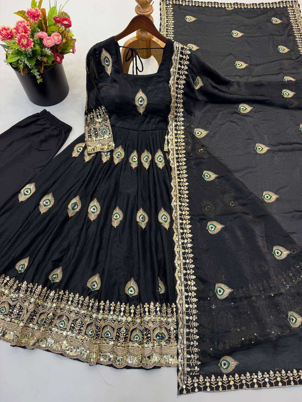 SRK 5372 SILK BEAUTIFUL DESIGNER LOOK ANARKALI GOWN PANT WITH DUPATTA SET 