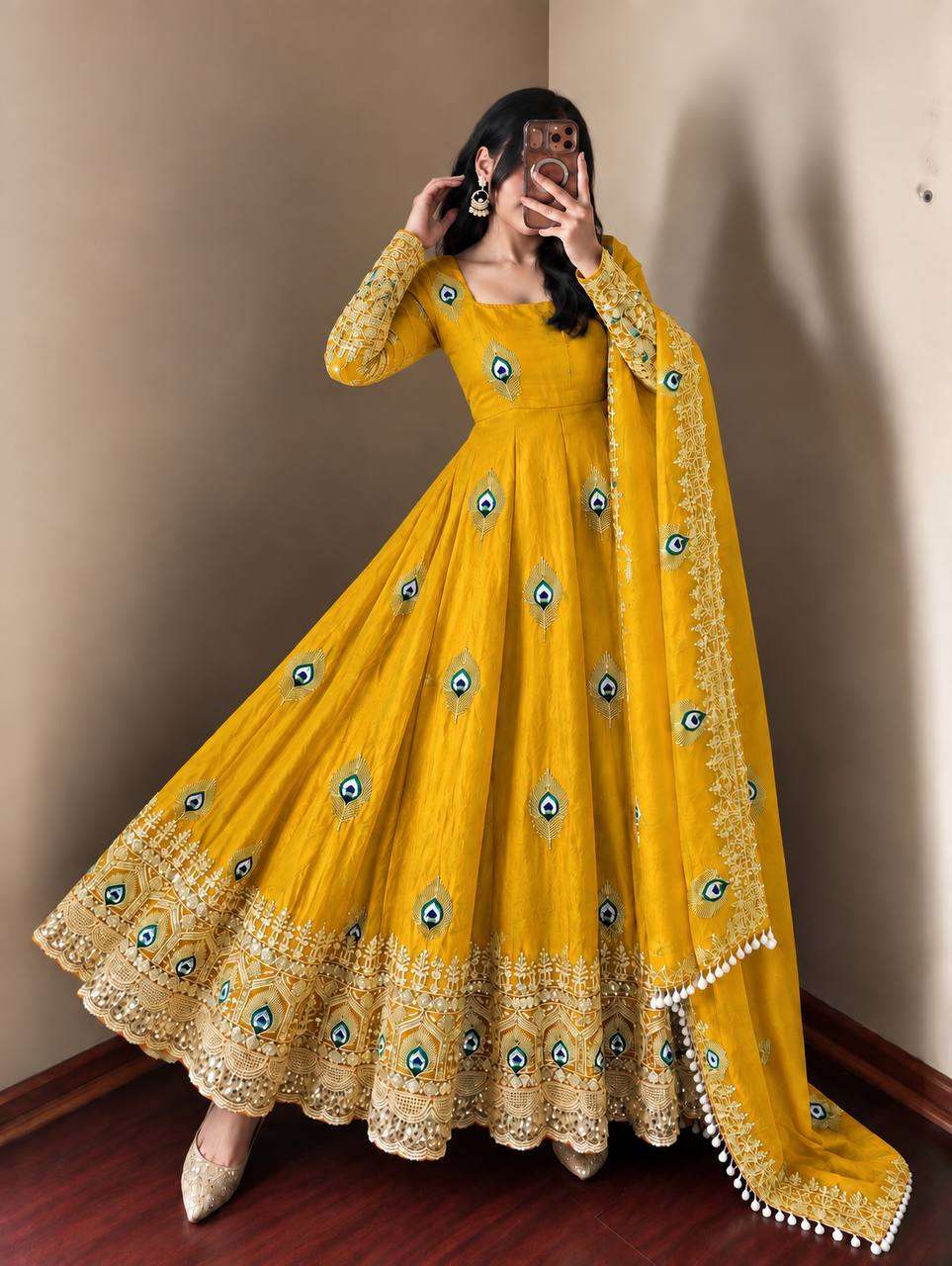 SRK 5372 SILK BEAUTIFUL DESIGNER LOOK ANARKALI GOWN PANT WITH DUPATTA SET 