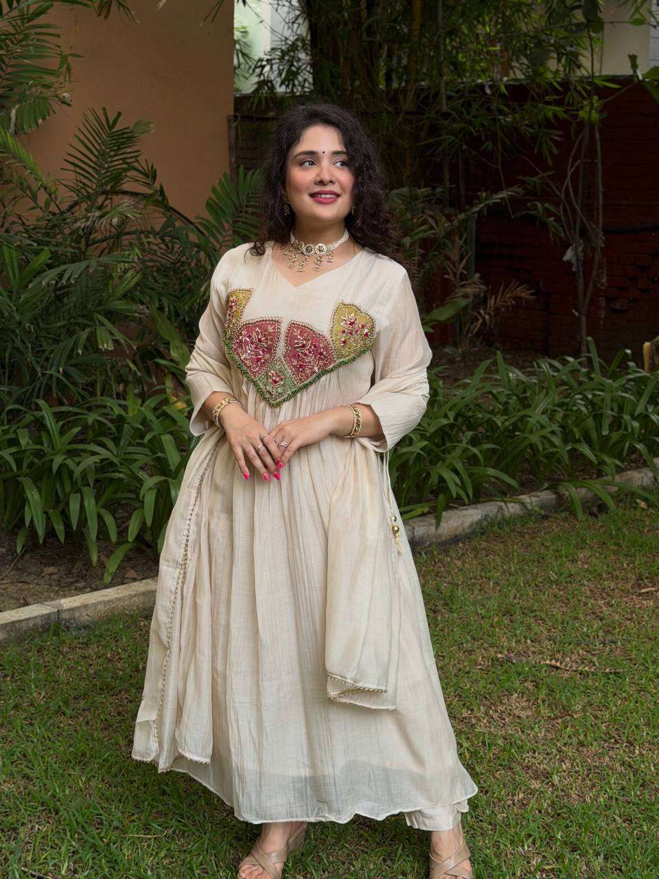 WW 1288 SILK BEAUTIFUL DESIGNER LOOK FUNCTION WEAR LADIES GOWN SUIT