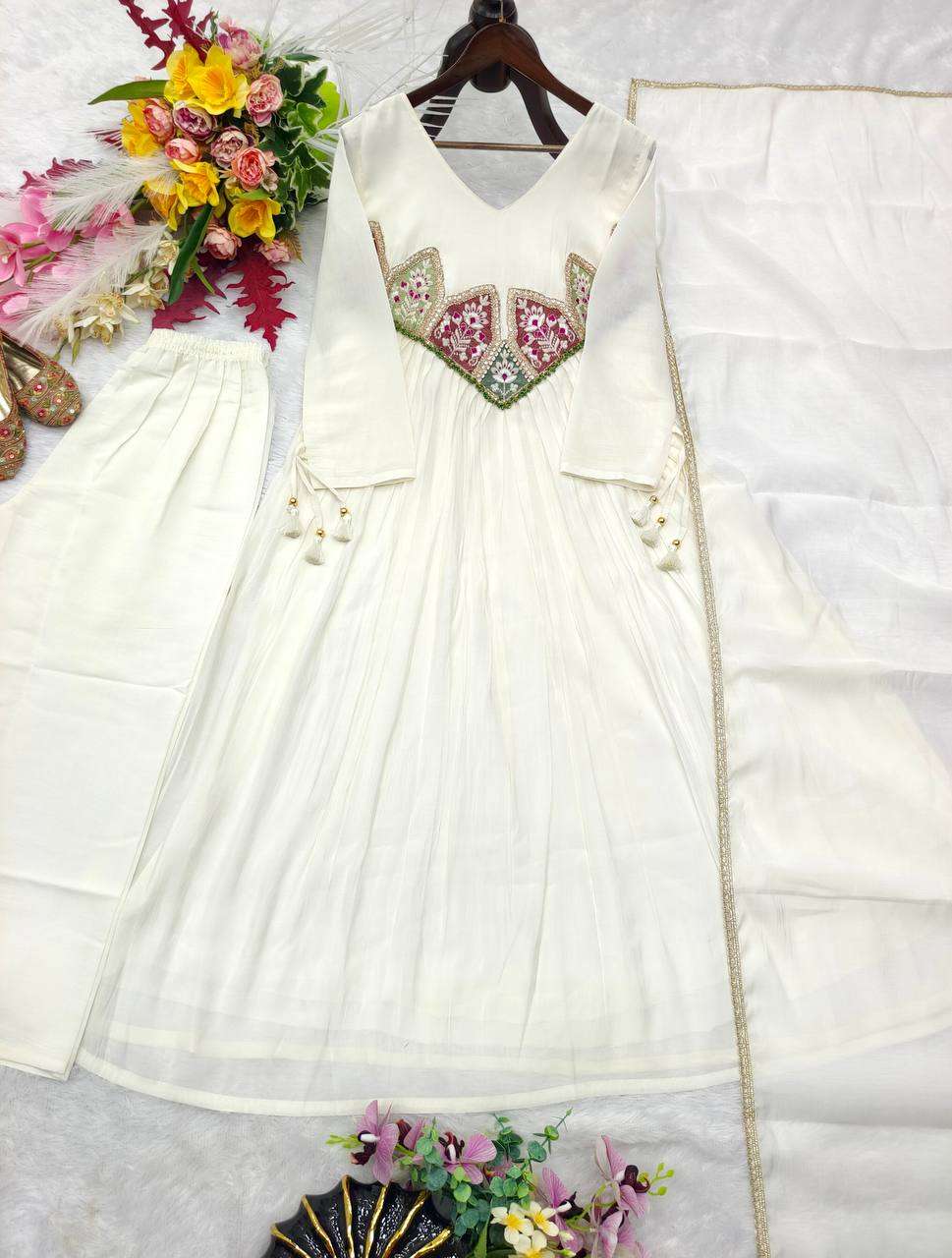 WW 1288 SILK BEAUTIFUL DESIGNER LOOK FUNCTION WEAR LADIES GOWN SUIT