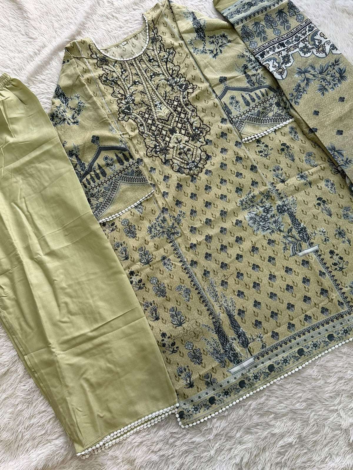 AALIZ PRINTS AALIYA VOL 32 READY MADE COLLECTION 