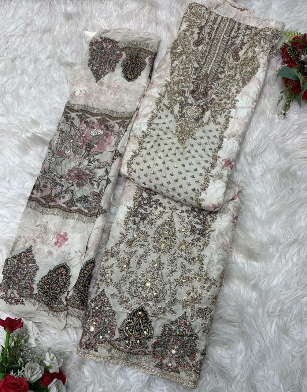 AMRUTVELA AT 280 VISCOSE DIGITAL PRINT WITH DESIGNER WORK SUIT