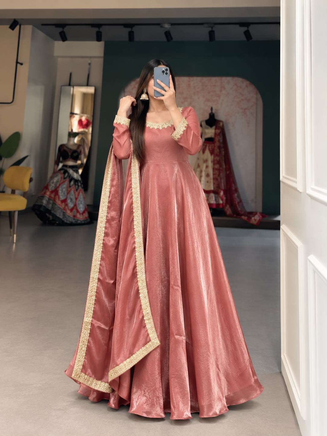 INLI SELFIE SERIES SATIN BEAUTIFUL DESIGNER LOOK PARTY WEAR ANARKALI GOWN WITH DUPATTA SET 