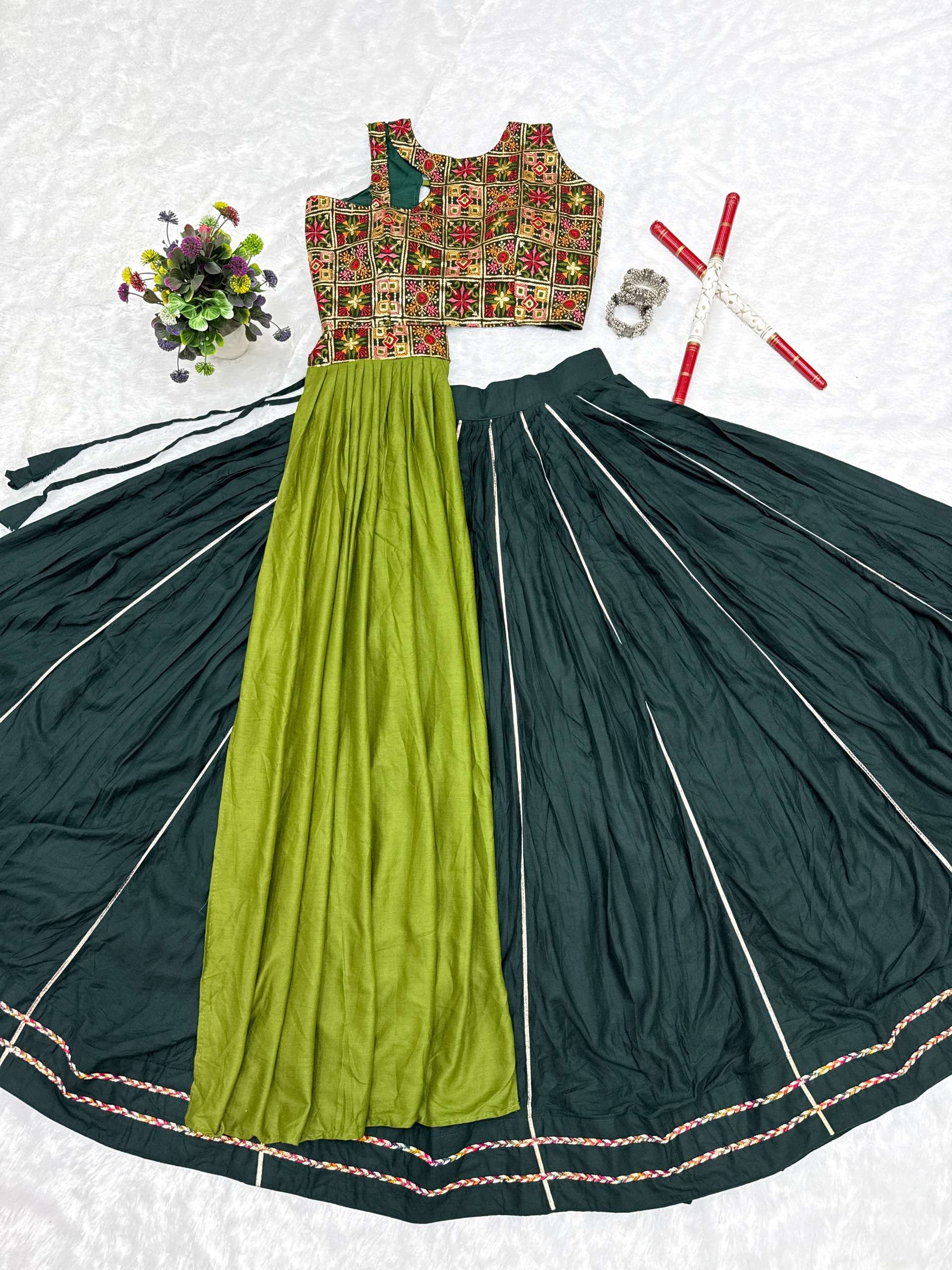 KD 17 COTTON MIRROR WORK DESIGNER NAVRATRI FESTIVE WEAR LEHENGA CHOLI 