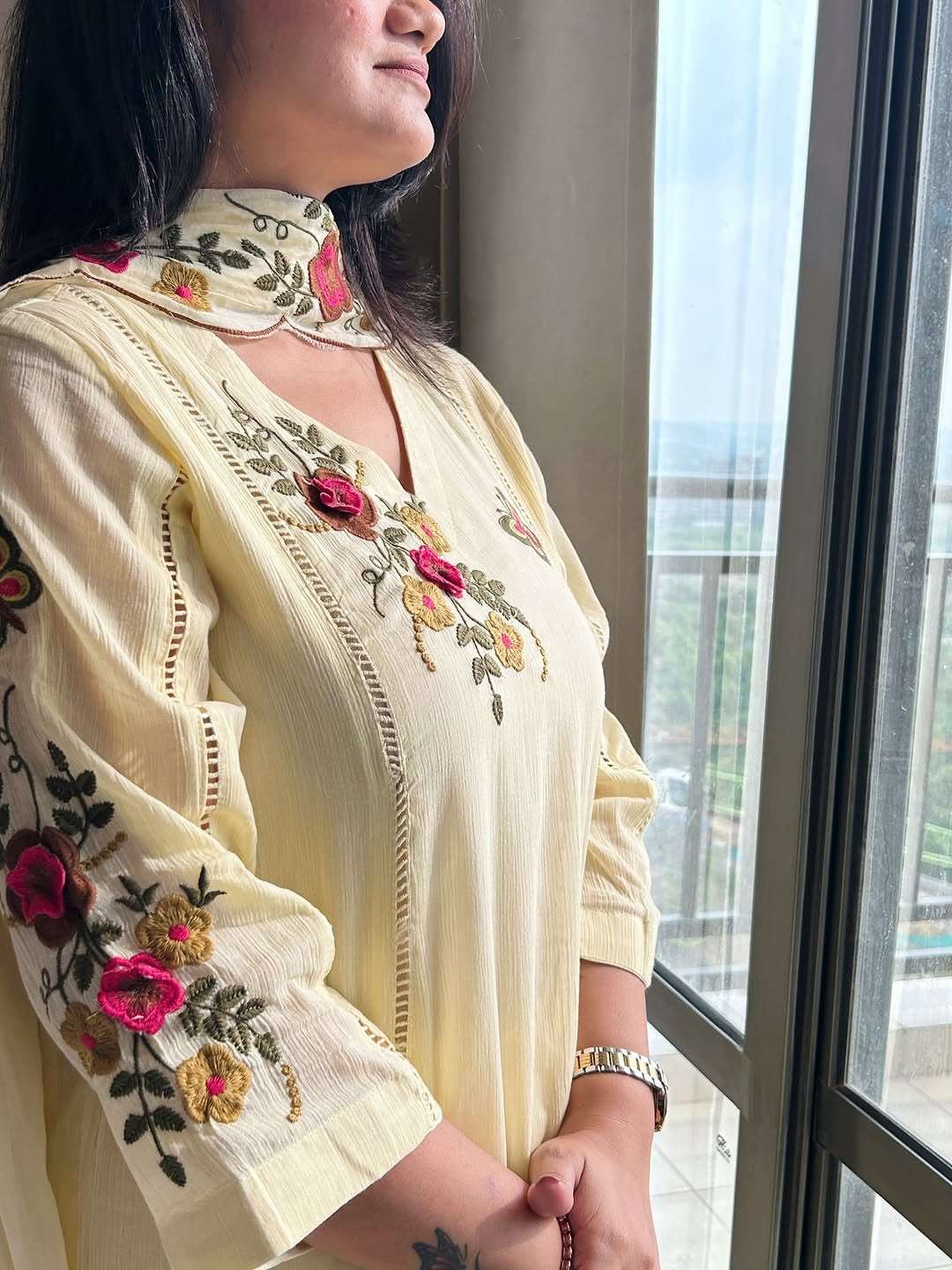 LG 2152 CHINON BEAUTIFUL DESIGNER LOOK KURTI PANT AND DUPATTA SET