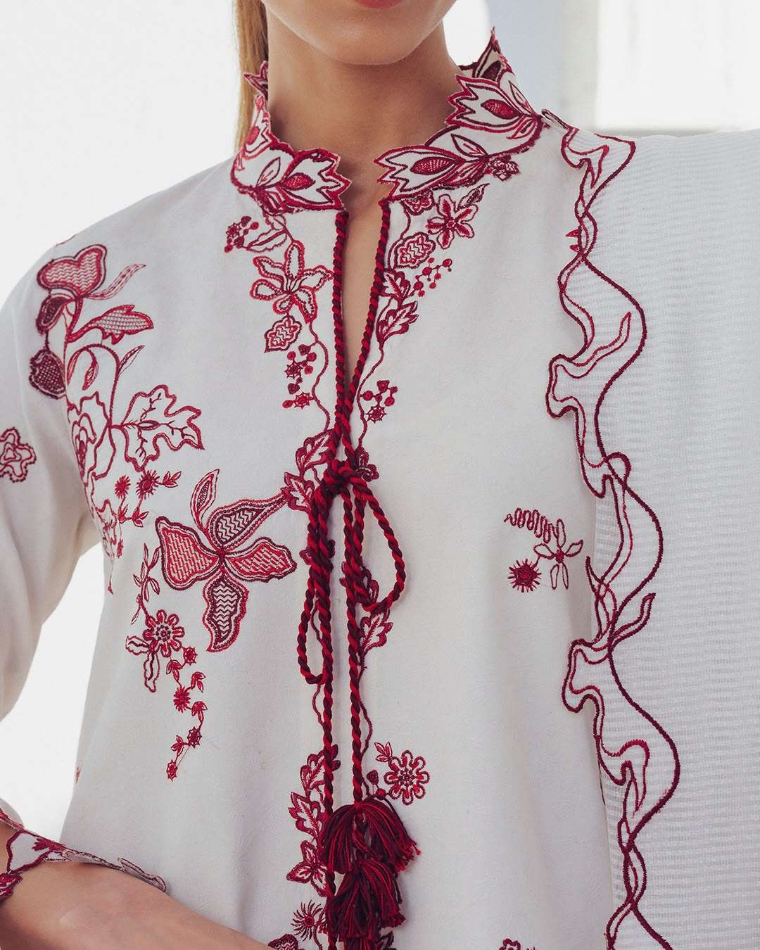 LG 2153 SILK EMBROIDERY DESIGNER WORK PAKISTANI STYLE SUIT