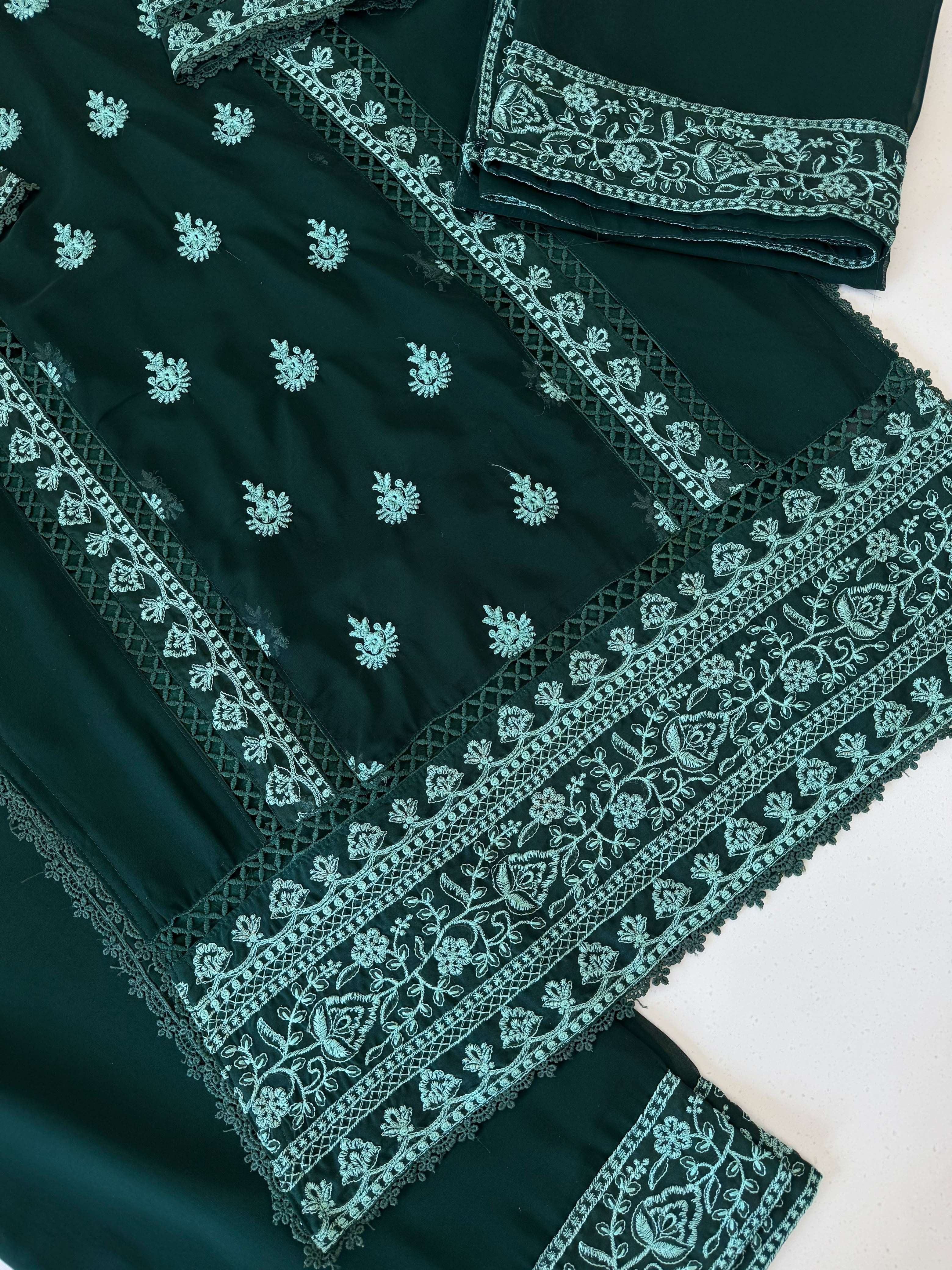 LM 39 GEORGETTE DESIGNER WORK PAKISTANI STYLE FESTIVE WEAR SUIT