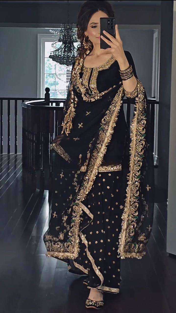 MD 3023 SILK DESIGNER FESTIVE WEAR LADIES TOP DHOTI SKIRT AND DUPATTA SET 