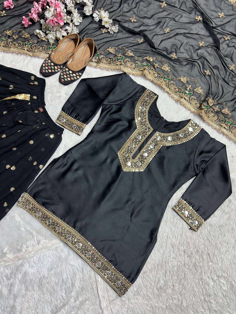 MD 3023 SILK DESIGNER FESTIVE WEAR LADIES TOP DHOTI SKIRT AND DUPATTA SET 