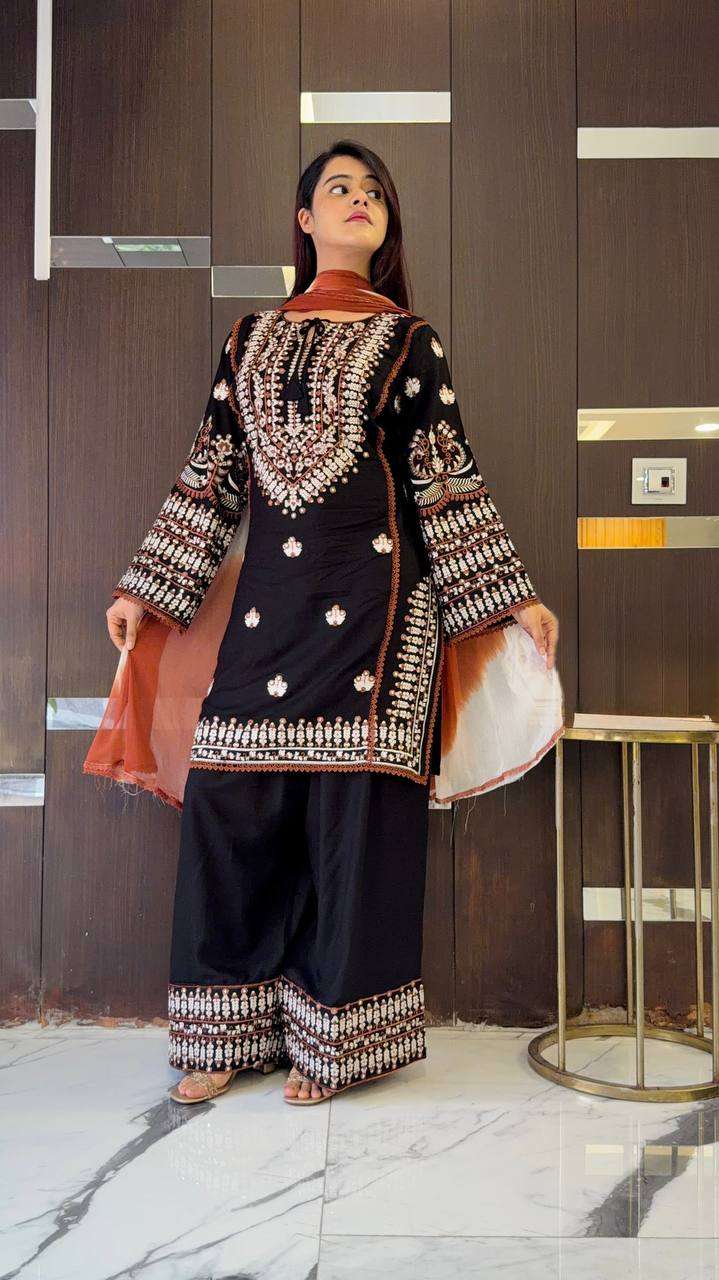 NSR 888 COTTON THREAD WORK DESIGNER PAKISTANI STYLE LADIES SUIT