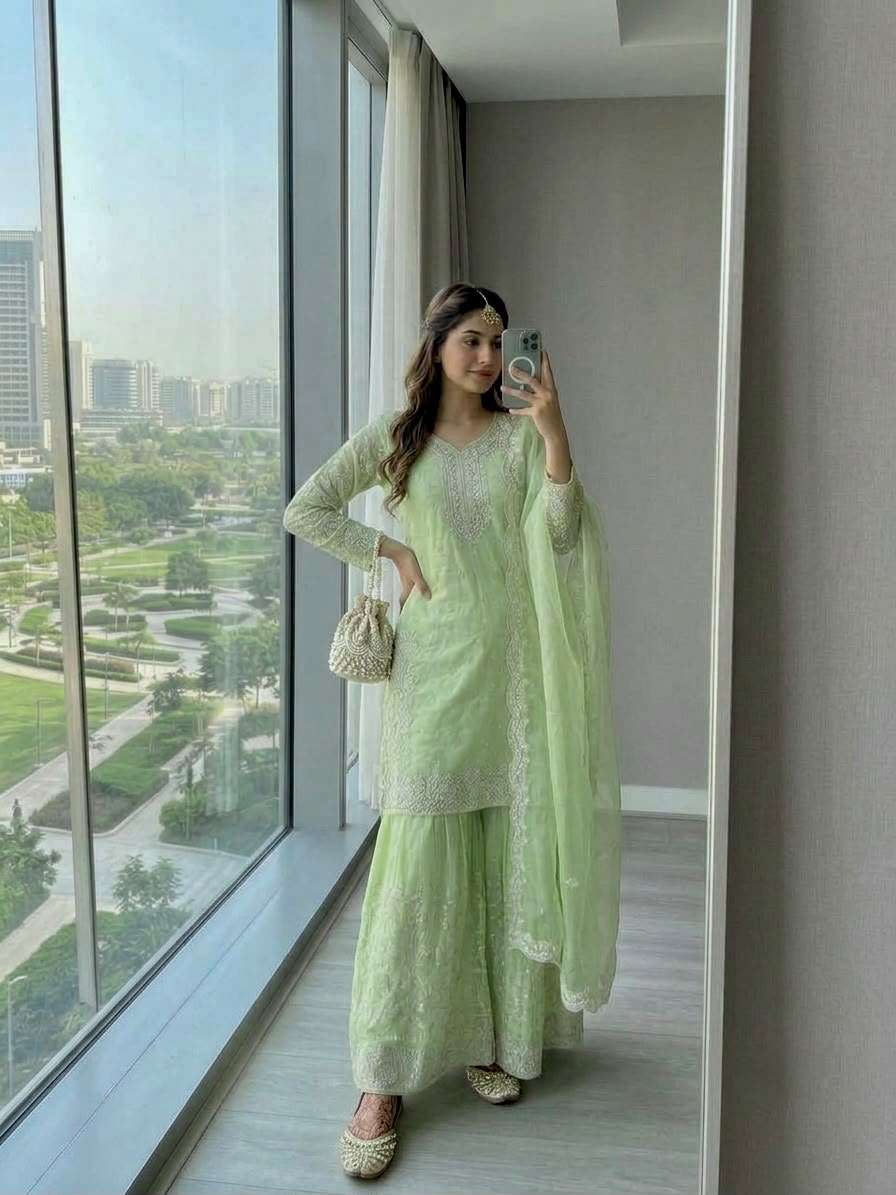 PD 1139 JIMMY CHOO SILK BEAUTIFUL PARTY WEAR LOOK DESIGNER LADIES SUIT