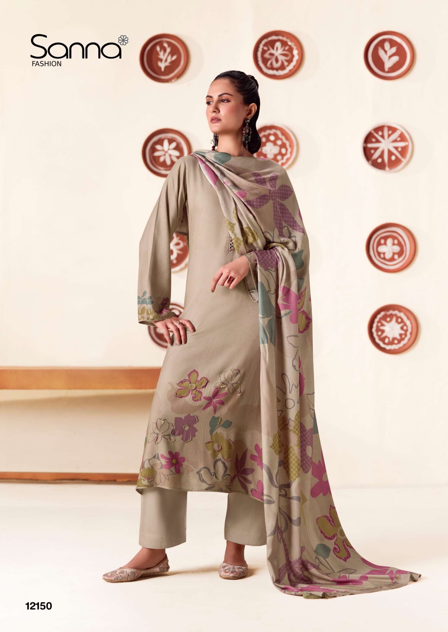 SANNA FASHION QUINCY PASHMINA DIGITAL PRINT WITH FANCY WORK SUIT