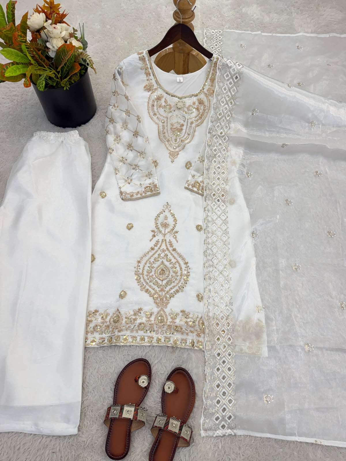 SR 1727 SILK SEQUENCE EMBROIDERY DESIGNER WORK FESTIVE WEAR LADIES SUIT