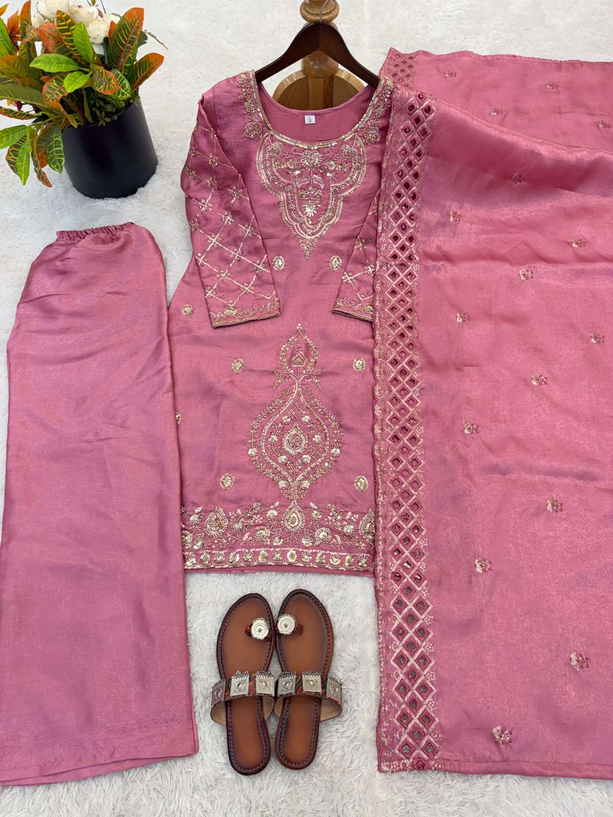 SR 1727 SILK SEQUENCE EMBROIDERY DESIGNER WORK FESTIVE WEAR LADIES SUIT