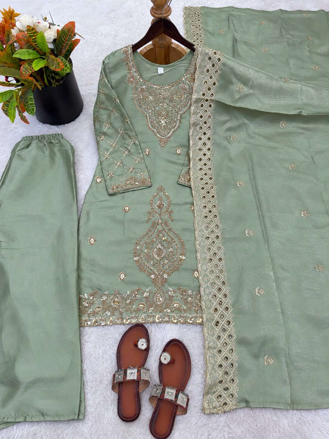 SR 1727 SILK SEQUENCE EMBROIDERY DESIGNER WORK FESTIVE WEAR LADIES SUIT